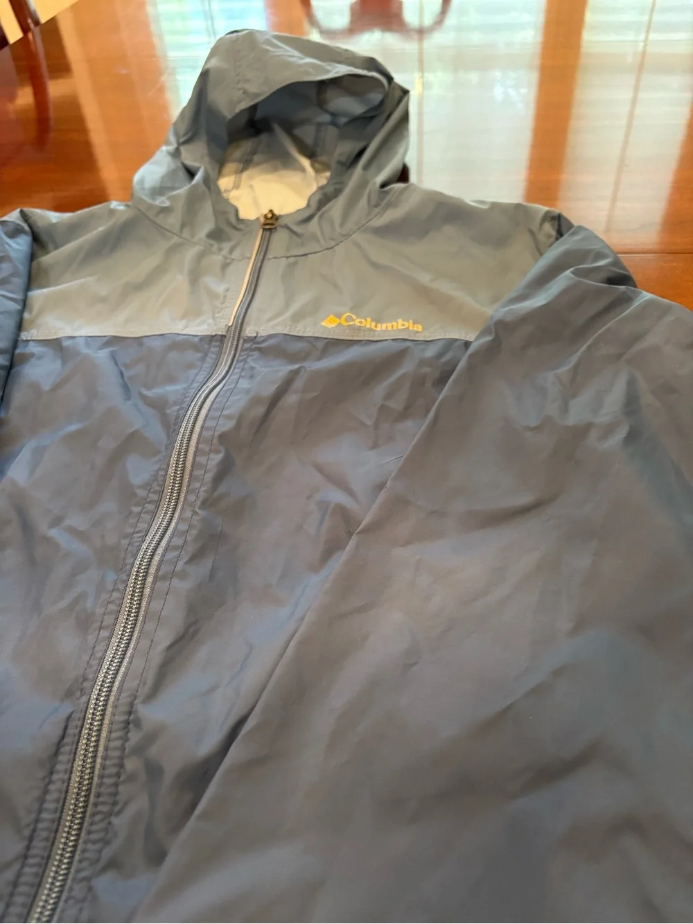 Columbia Two-Tone Blue Lightweight Hooded Windbreaker Jacket, Youth XL